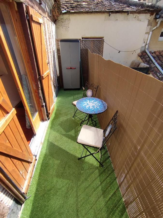 Studio Duplex Au Coeur Du Quartier Historique! Daire Bergerac Dış mekan fotoğraf